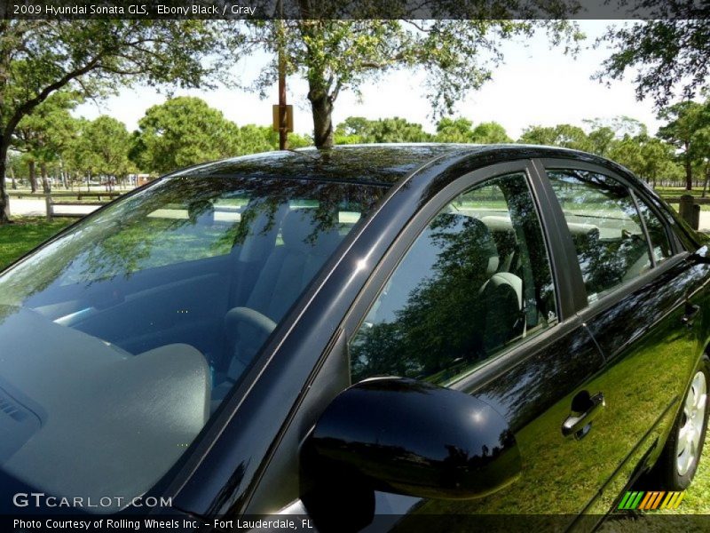 Ebony Black / Gray 2009 Hyundai Sonata GLS