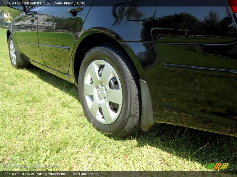Ebony Black / Gray 2009 Hyundai Sonata GLS