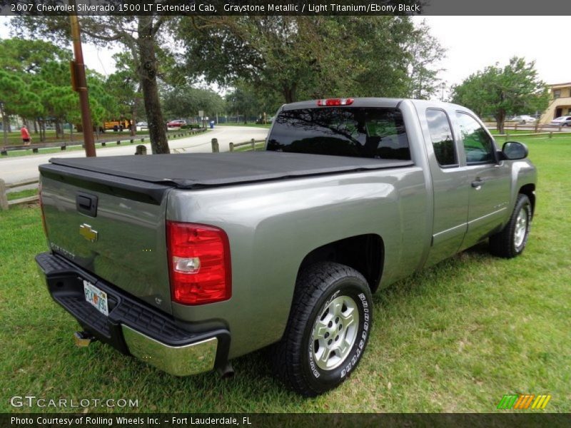 Graystone Metallic / Light Titanium/Ebony Black 2007 Chevrolet Silverado 1500 LT Extended Cab