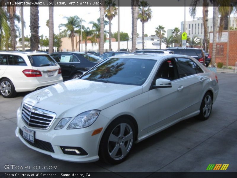 Arctic White / Black 2011 Mercedes-Benz E 350 Sedan