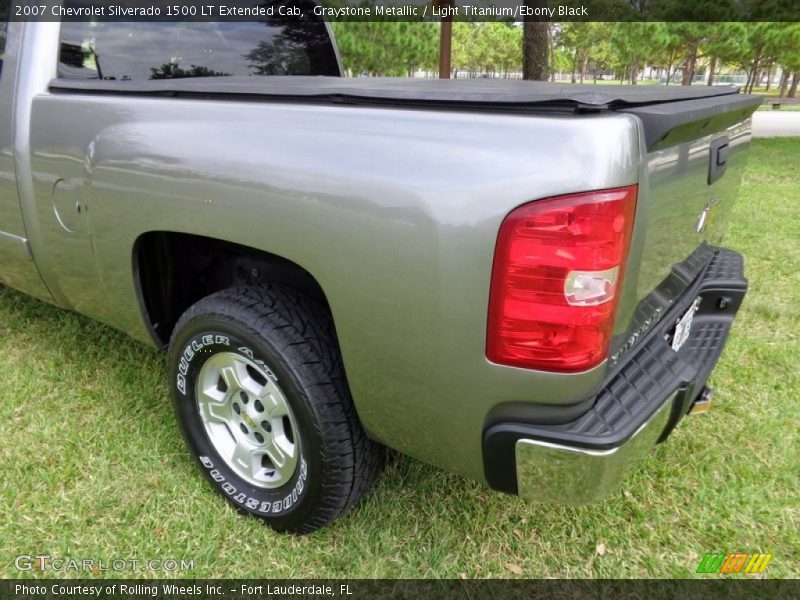 Graystone Metallic / Light Titanium/Ebony Black 2007 Chevrolet Silverado 1500 LT Extended Cab