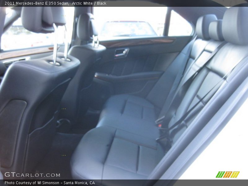 Arctic White / Black 2011 Mercedes-Benz E 350 Sedan