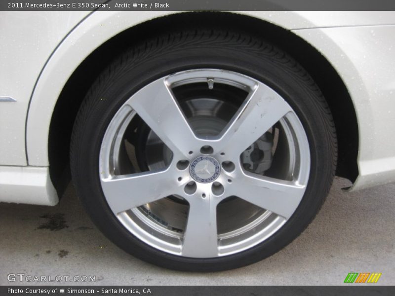 Arctic White / Black 2011 Mercedes-Benz E 350 Sedan
