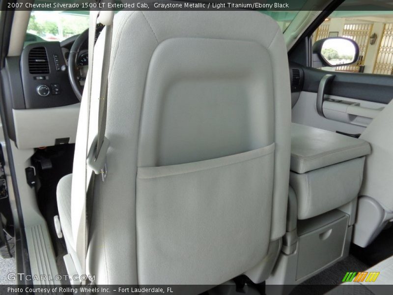 Graystone Metallic / Light Titanium/Ebony Black 2007 Chevrolet Silverado 1500 LT Extended Cab