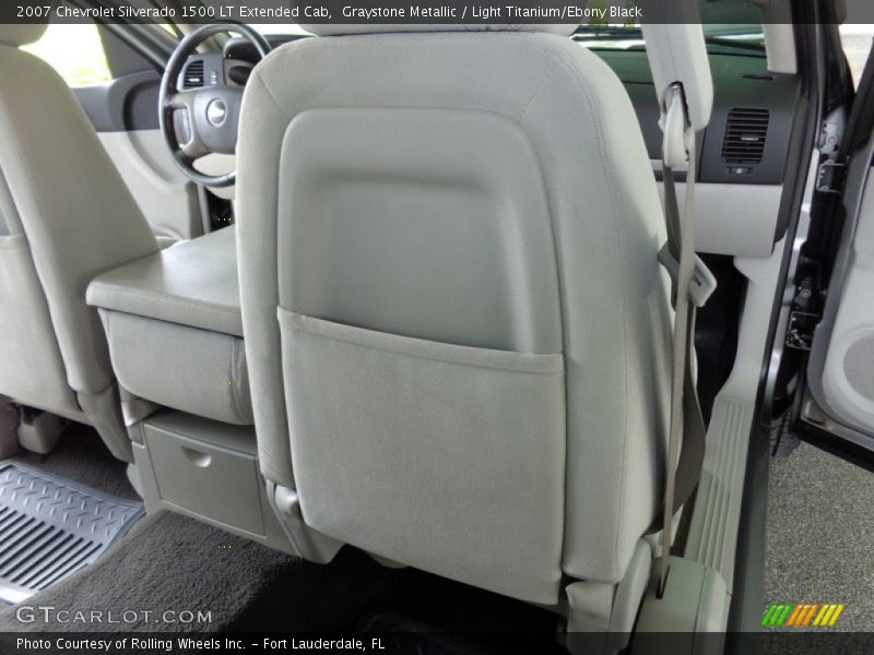 Graystone Metallic / Light Titanium/Ebony Black 2007 Chevrolet Silverado 1500 LT Extended Cab
