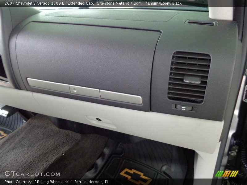 Graystone Metallic / Light Titanium/Ebony Black 2007 Chevrolet Silverado 1500 LT Extended Cab