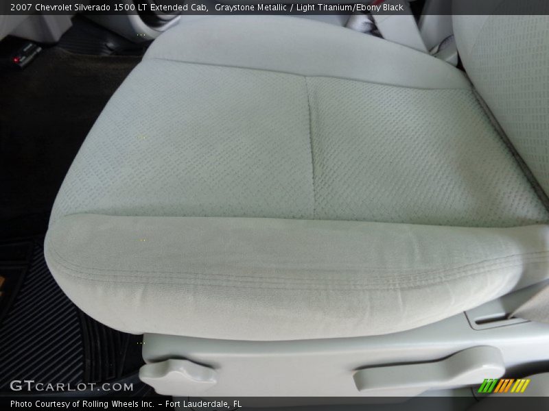 Graystone Metallic / Light Titanium/Ebony Black 2007 Chevrolet Silverado 1500 LT Extended Cab