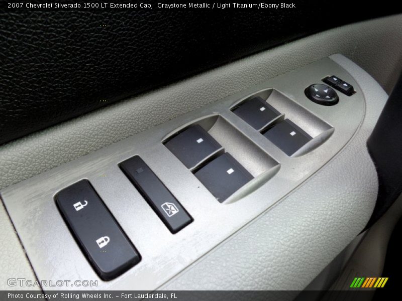 Graystone Metallic / Light Titanium/Ebony Black 2007 Chevrolet Silverado 1500 LT Extended Cab
