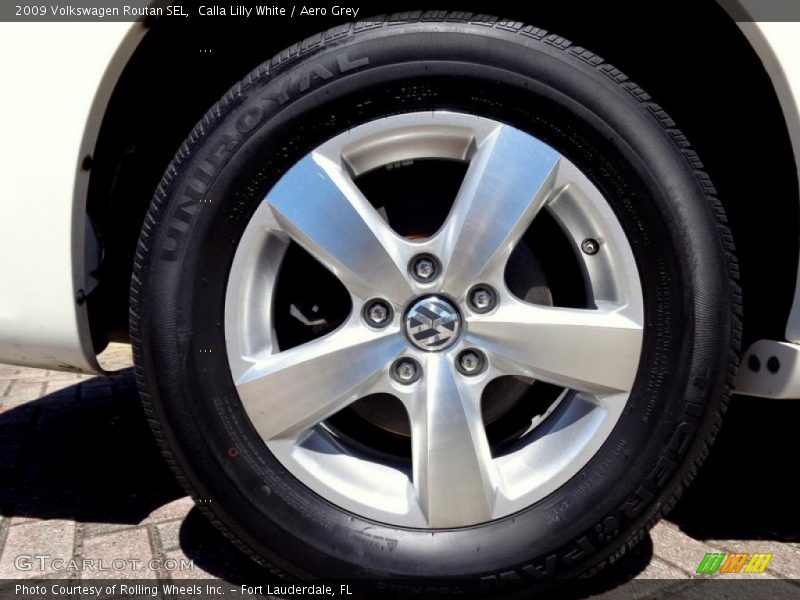 Calla Lilly White / Aero Grey 2009 Volkswagen Routan SEL