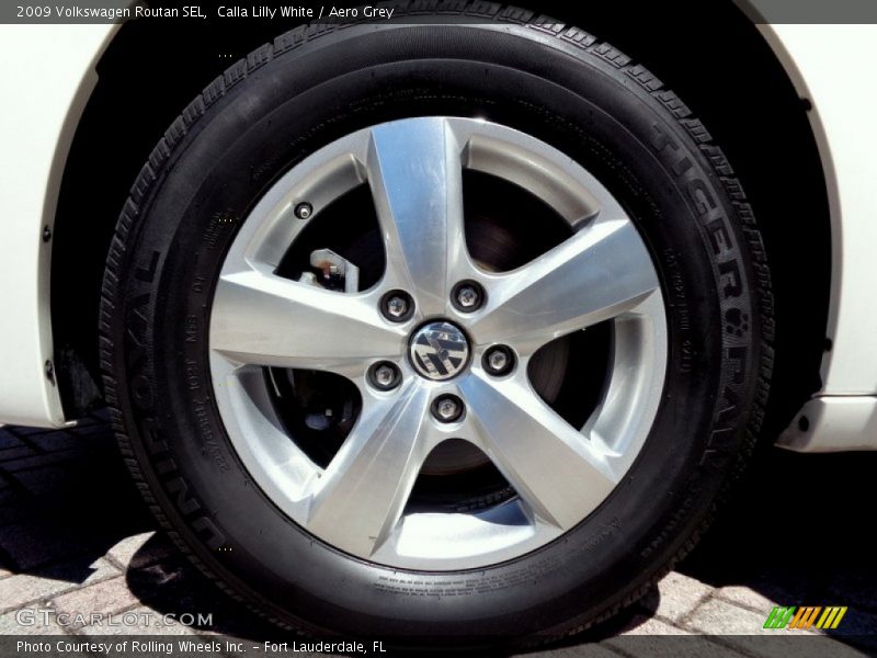 Calla Lilly White / Aero Grey 2009 Volkswagen Routan SEL