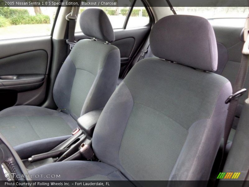 Blackout / Charcoal 2005 Nissan Sentra 1.8 S Special Edition