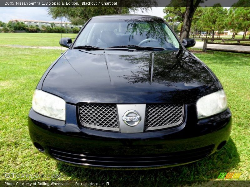 Blackout / Charcoal 2005 Nissan Sentra 1.8 S Special Edition