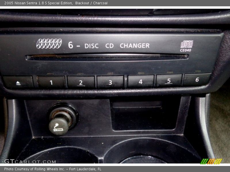 Blackout / Charcoal 2005 Nissan Sentra 1.8 S Special Edition