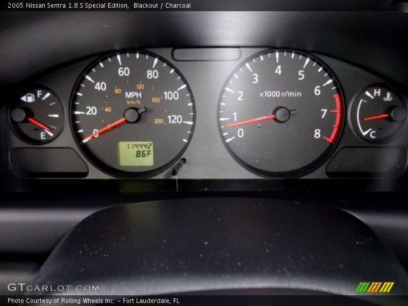 Blackout / Charcoal 2005 Nissan Sentra 1.8 S Special Edition
