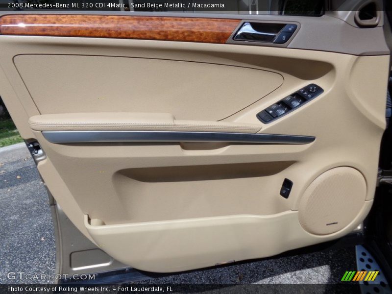 Sand Beige Metallic / Macadamia 2008 Mercedes-Benz ML 320 CDI 4Matic