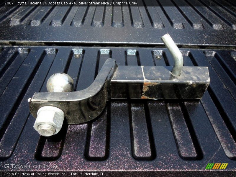 Silver Streak Mica / Graphite Gray 2007 Toyota Tacoma V6 Access Cab 4x4
