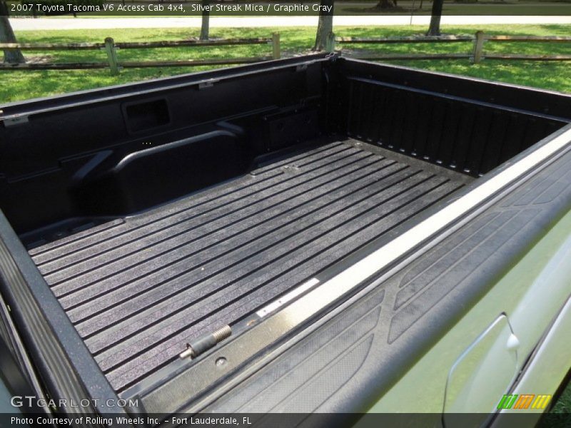 Silver Streak Mica / Graphite Gray 2007 Toyota Tacoma V6 Access Cab 4x4