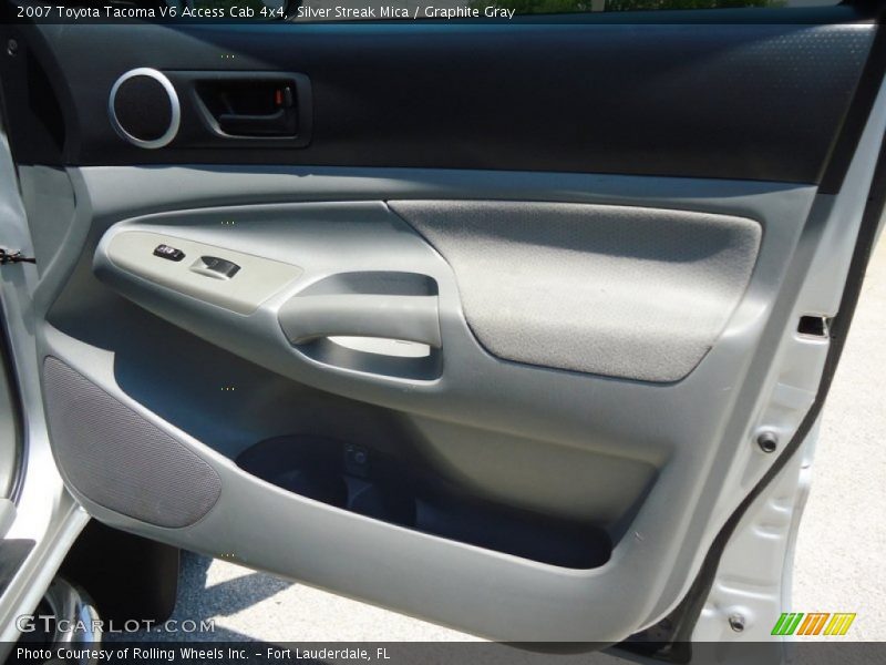 Silver Streak Mica / Graphite Gray 2007 Toyota Tacoma V6 Access Cab 4x4