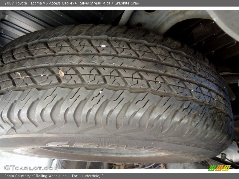 Silver Streak Mica / Graphite Gray 2007 Toyota Tacoma V6 Access Cab 4x4