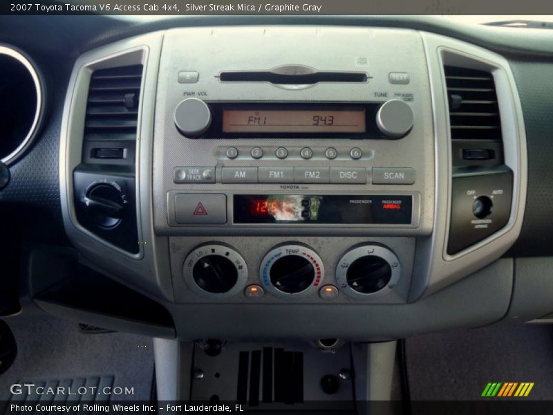 Silver Streak Mica / Graphite Gray 2007 Toyota Tacoma V6 Access Cab 4x4