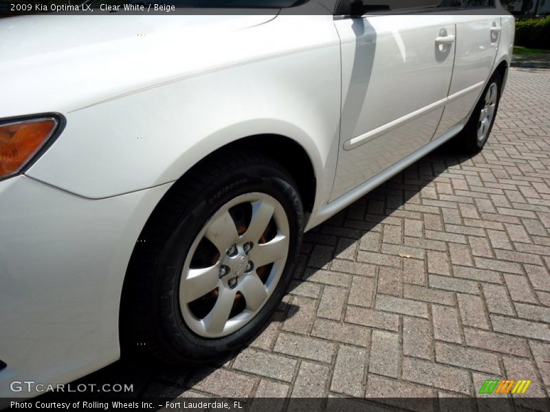 Clear White / Beige 2009 Kia Optima LX