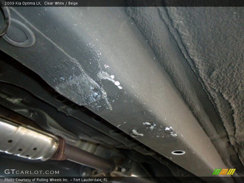 Undercarriage of 2009 Optima LX