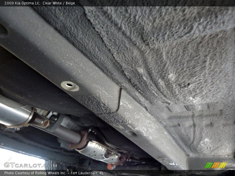 Undercarriage of 2009 Optima LX