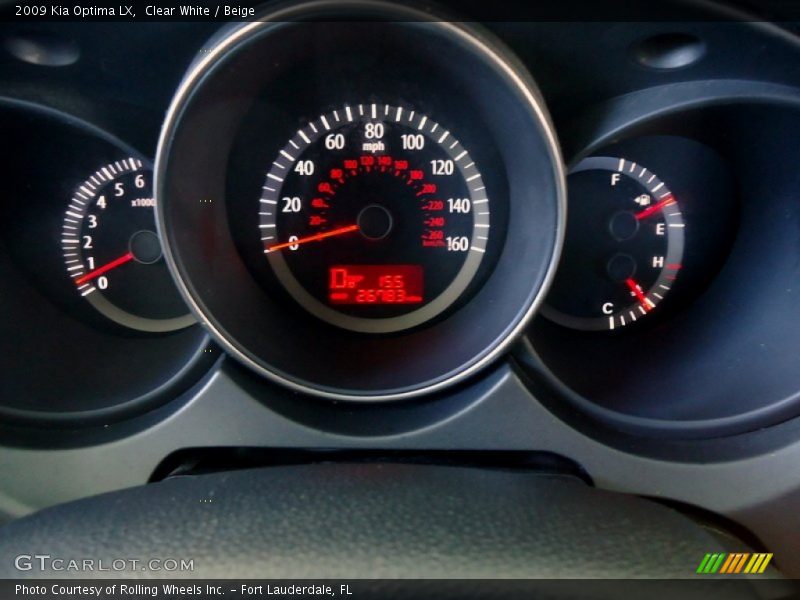 Clear White / Beige 2009 Kia Optima LX