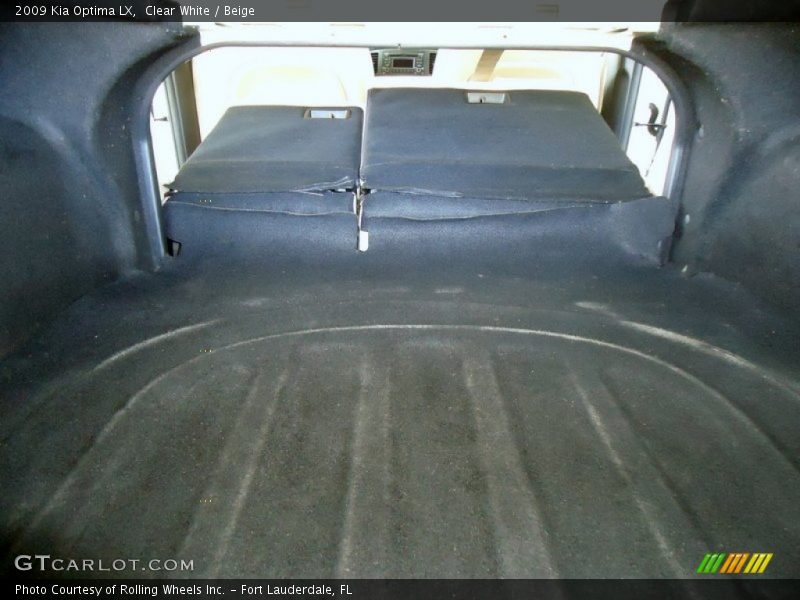 Clear White / Beige 2009 Kia Optima LX