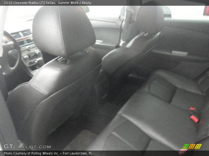 Summit White / Ebony 2010 Chevrolet Malibu LTZ Sedan