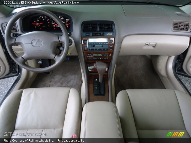 Dashboard of 2000 ES 300 Sedan