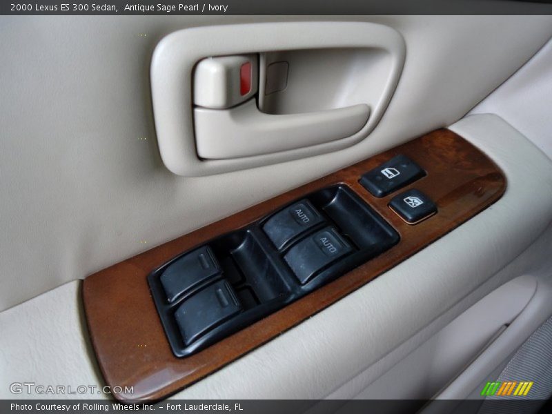 Antique Sage Pearl / Ivory 2000 Lexus ES 300 Sedan