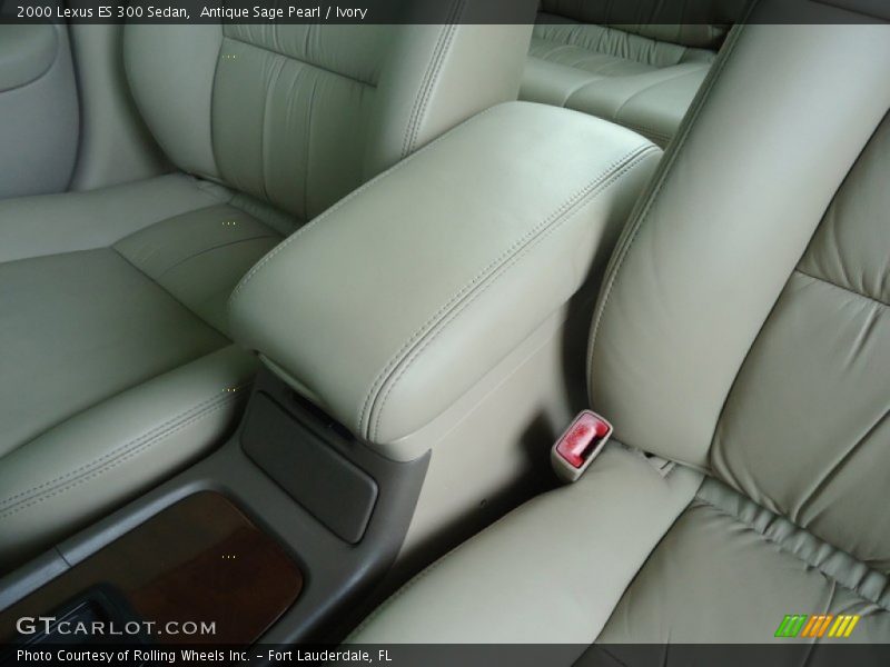 Antique Sage Pearl / Ivory 2000 Lexus ES 300 Sedan