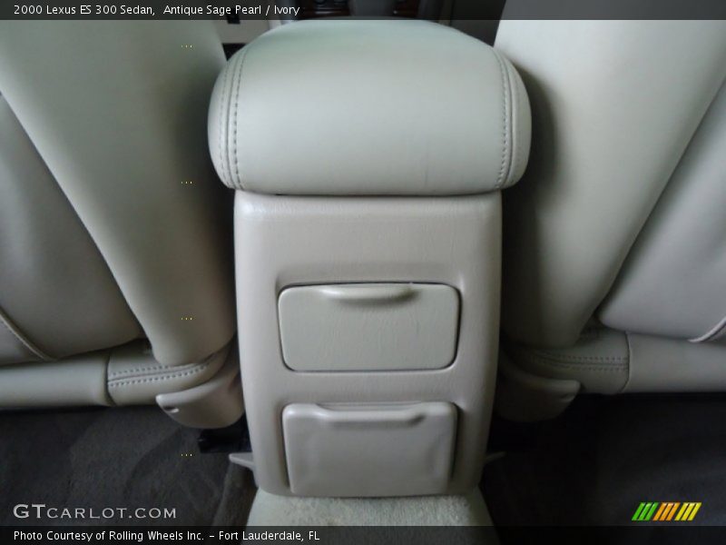 Antique Sage Pearl / Ivory 2000 Lexus ES 300 Sedan