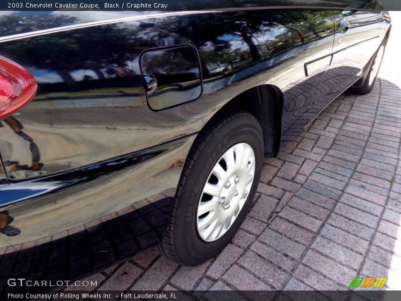 Black / Graphite Gray 2003 Chevrolet Cavalier Coupe