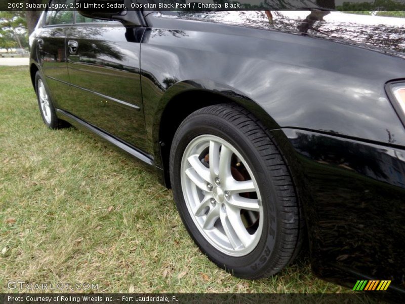Obsidian Black Pearl / Charcoal Black 2005 Subaru Legacy 2.5i Limited Sedan
