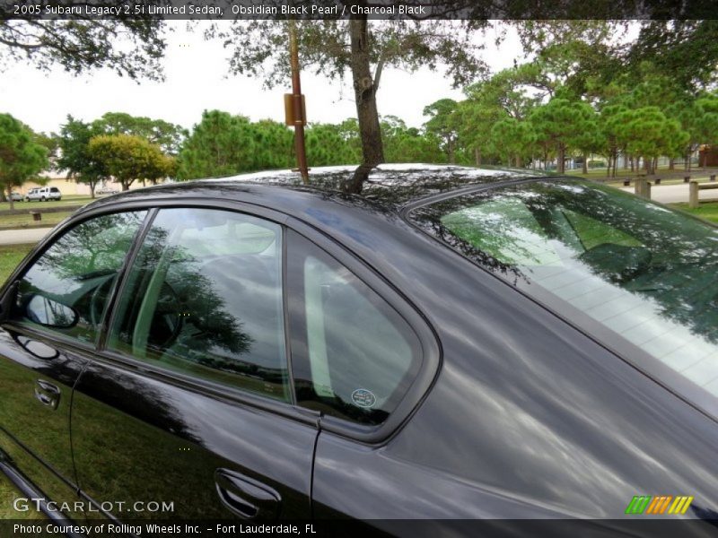 Obsidian Black Pearl / Charcoal Black 2005 Subaru Legacy 2.5i Limited Sedan