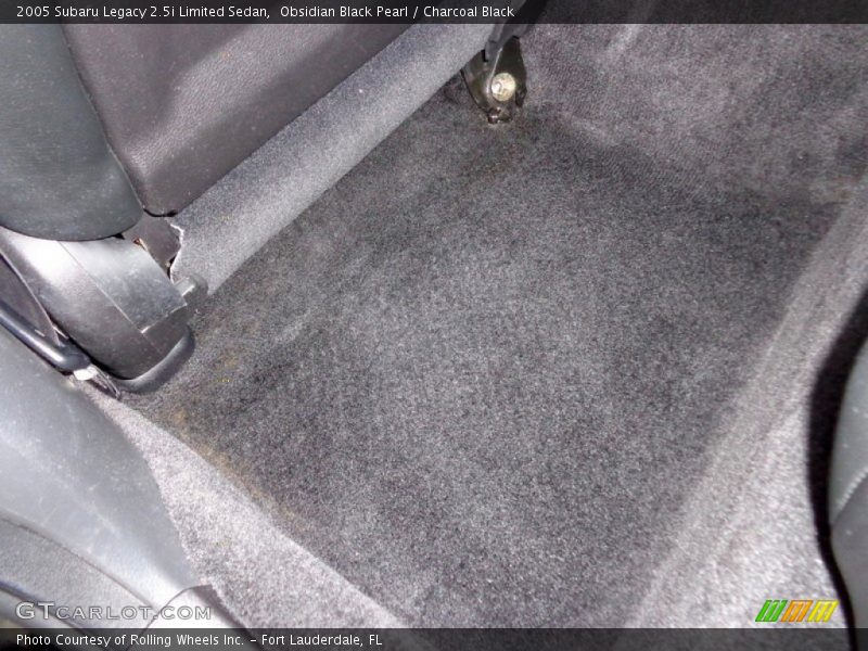 Obsidian Black Pearl / Charcoal Black 2005 Subaru Legacy 2.5i Limited Sedan