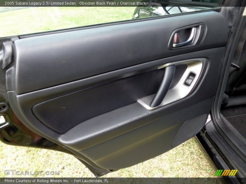 Obsidian Black Pearl / Charcoal Black 2005 Subaru Legacy 2.5i Limited Sedan