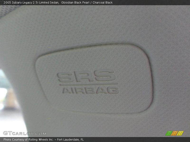 Obsidian Black Pearl / Charcoal Black 2005 Subaru Legacy 2.5i Limited Sedan
