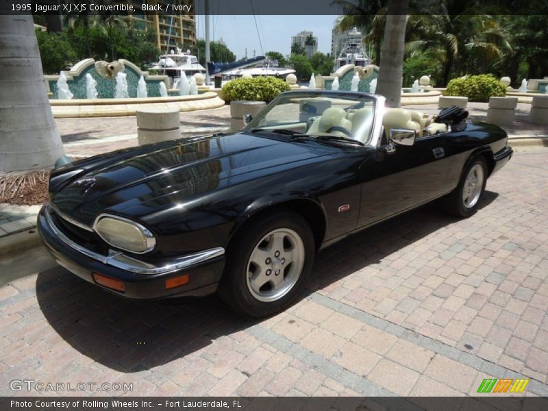 Front 3/4 View of 1995 XJ XJS Convertible
