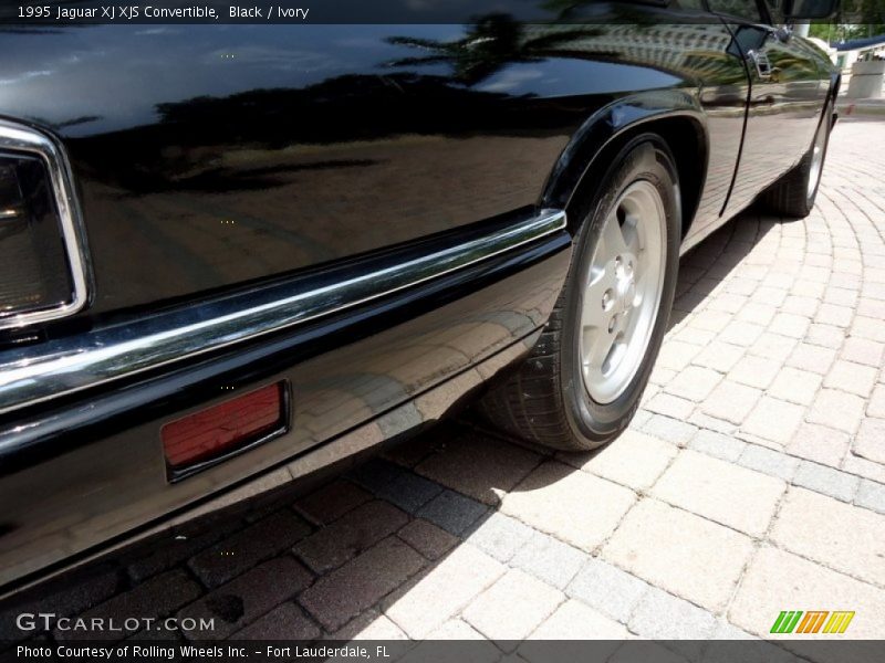 Black / Ivory 1995 Jaguar XJ XJS Convertible