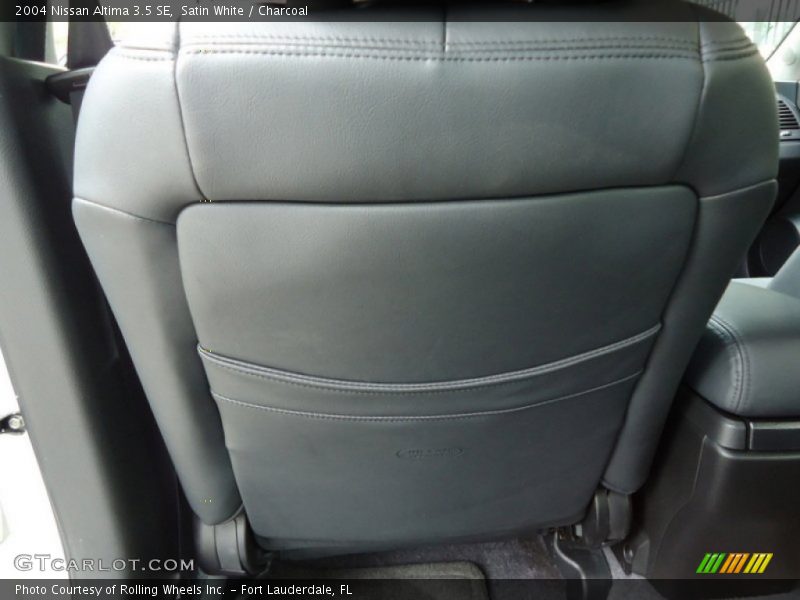 Satin White / Charcoal 2004 Nissan Altima 3.5 SE