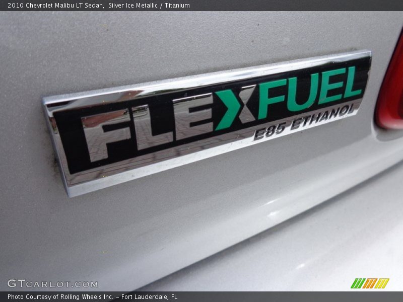 Silver Ice Metallic / Titanium 2010 Chevrolet Malibu LT Sedan
