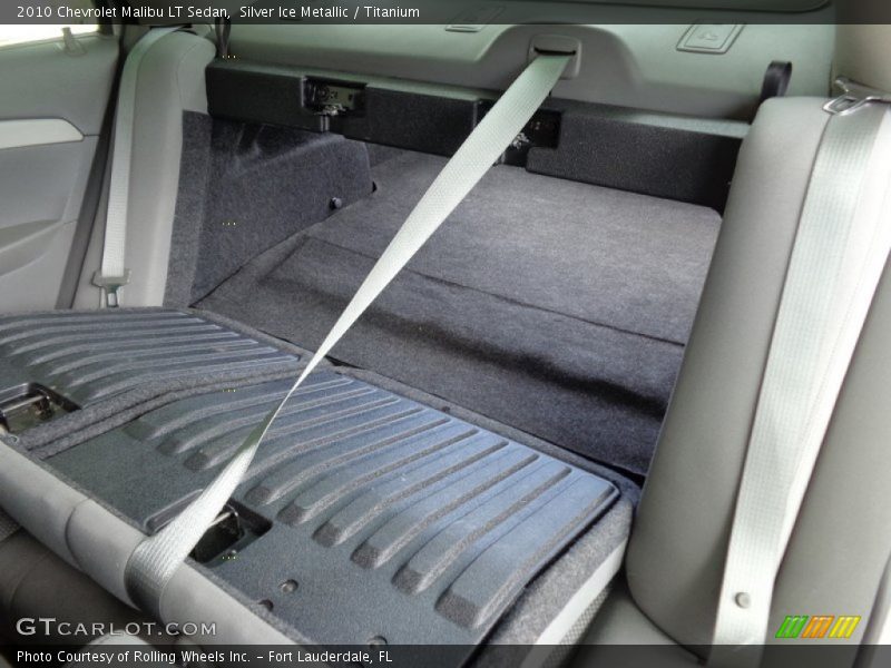 Silver Ice Metallic / Titanium 2010 Chevrolet Malibu LT Sedan