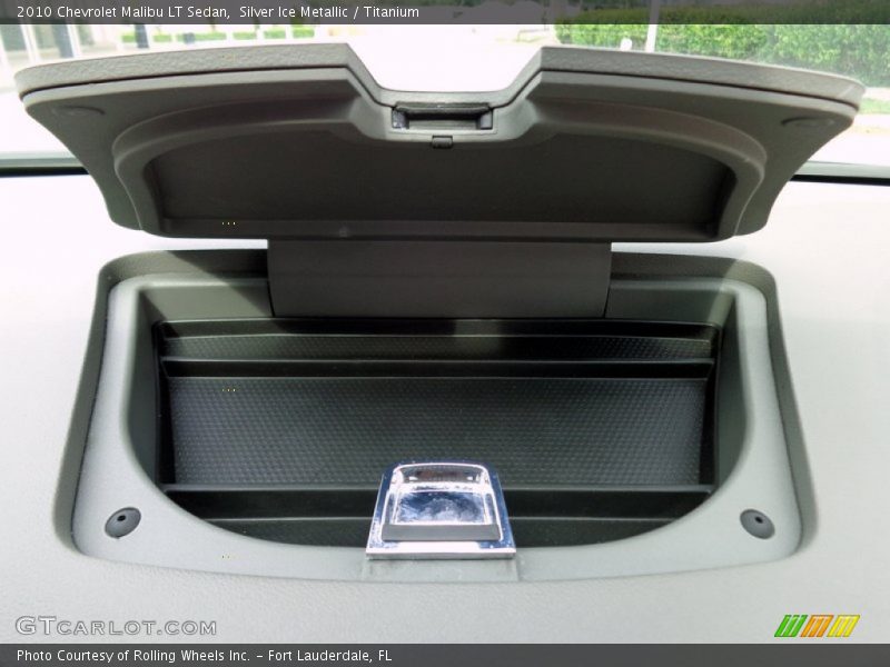Silver Ice Metallic / Titanium 2010 Chevrolet Malibu LT Sedan