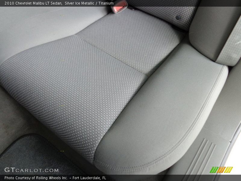 Silver Ice Metallic / Titanium 2010 Chevrolet Malibu LT Sedan