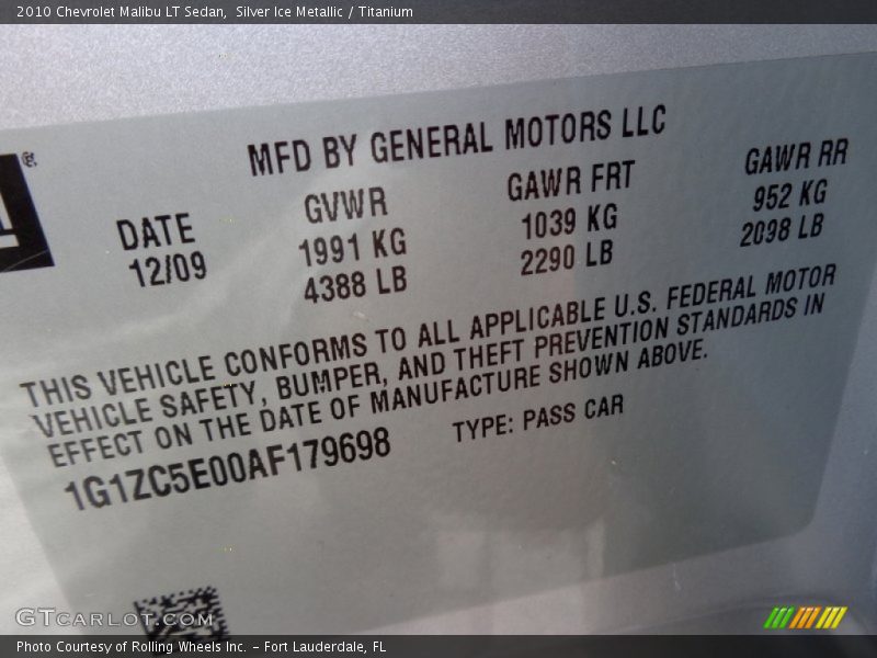 Silver Ice Metallic / Titanium 2010 Chevrolet Malibu LT Sedan