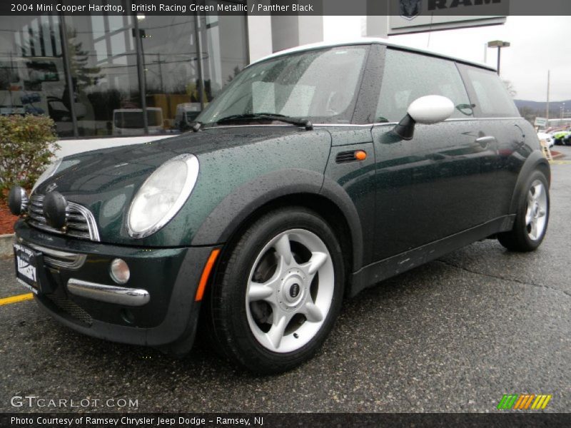British Racing Green Metallic / Panther Black 2004 Mini Cooper Hardtop