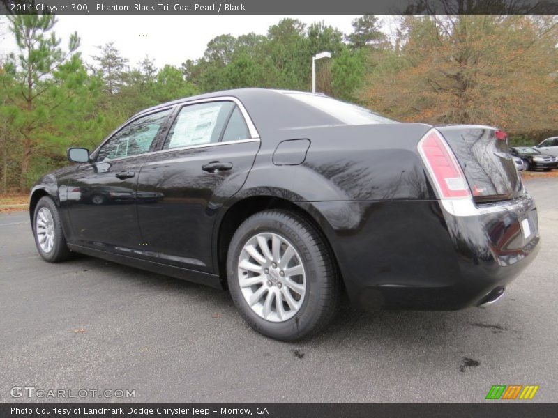  2014 300  Phantom Black Tri-Coat Pearl